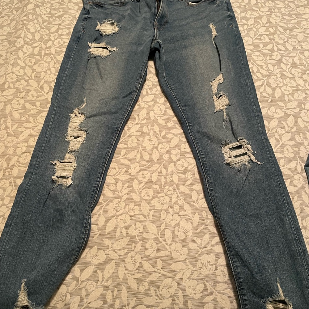 Stylish Distressed Blue Jeans for Women